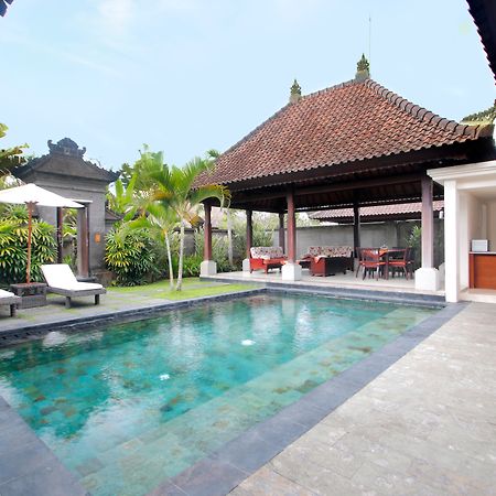 Santi Mandala Villa & Spa Sukawati Kültér fotó